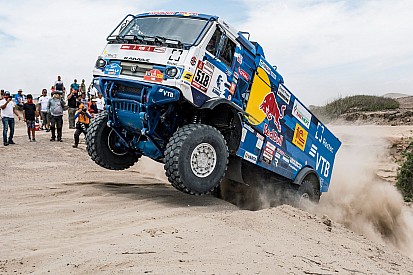 Dakar'da taraftara çarpan Kamaz sürücüsü diskalifiye edildi