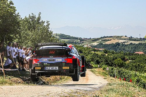 Kara dla T&auml;naka, g&oacute;rą Solberg