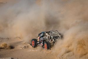 Sainz revela que no tiene lesiones tras su accidente del Dakar 2025