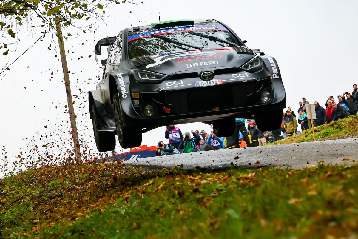 elfyn-evans-scott-martin-toyot.jpg