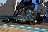 Antonelli ya entrena con un Mercedes W10 camuflado en Jerez