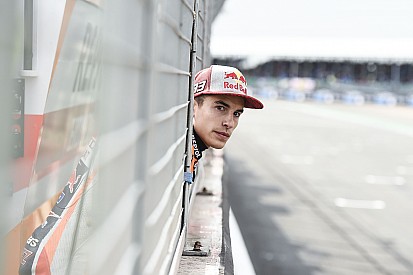 Marquez agyán Silverstone-ban át sem futott a bajnoki előnye