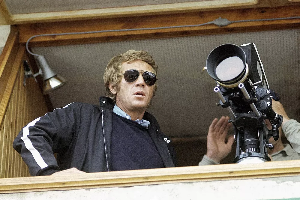 Steve McQueen durante la producci&oacute;n de la pel&iacute;cula "Le Mans 