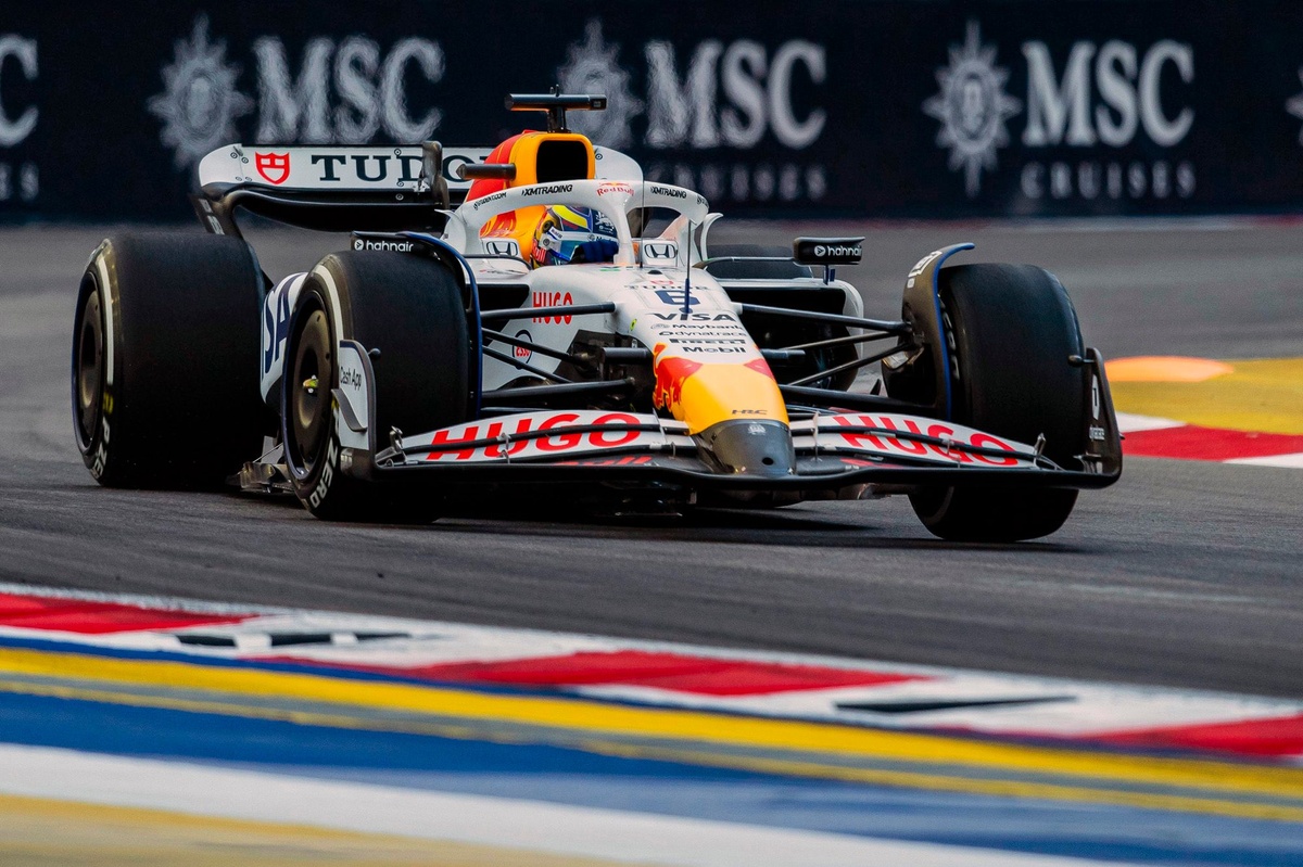 スパーク レッドブルホンダ RB16B M. フェルスタッペン オランダGP優勝 スパーク レッドブルホンダ RB16B M. フェルスタッペン オランダ