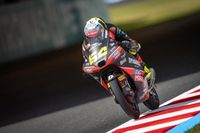 Moto3 Motegi: David Mu&ntilde;oz arriesga con la lluvia y gana con solvencia sobre Rueda