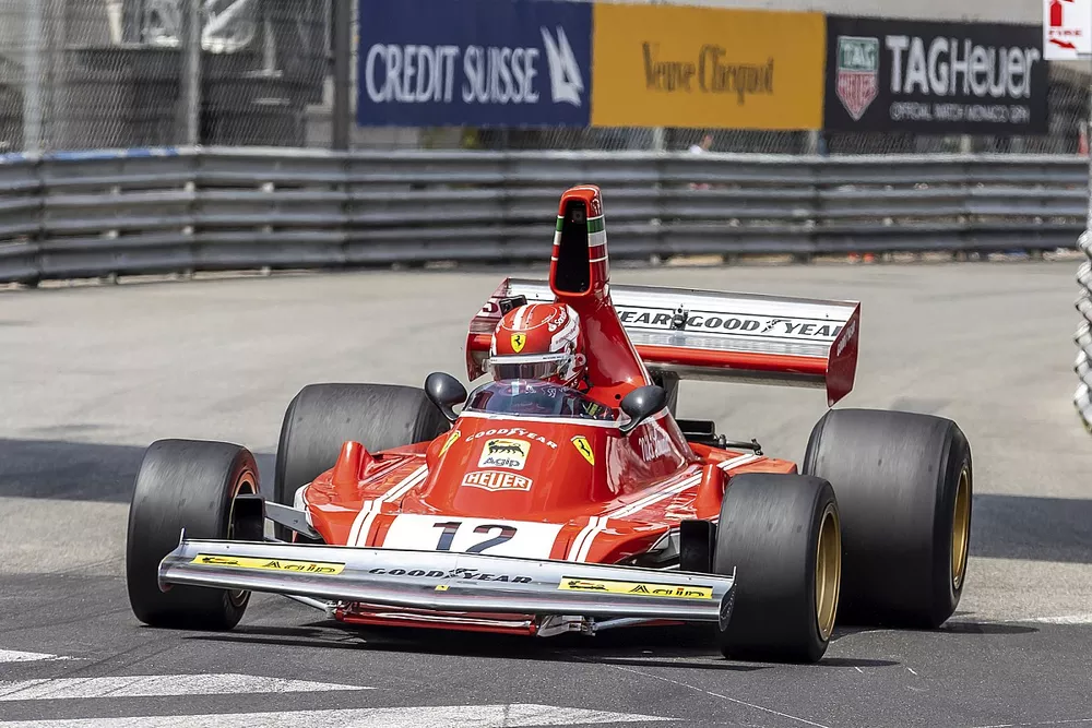 شارل لوكلير على متن سيارة فيراري 312 بي3