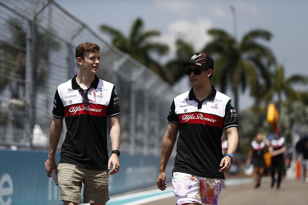 Callum Ilott and Zhou Guanyu, Alfa Romeo F1 Team 