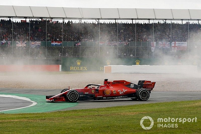 Choque de Sebastian Vettel, Ferrari y Max Verstappen, Red Bull Racing RB15