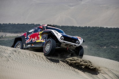 2019 Dakar 7. etap: En hızlısı Peterhansel, Loeb geriye düştü