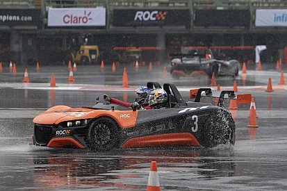 Fotos: los coches VUHL de la Race of Champions 2019 se presentan en la lluvia de México