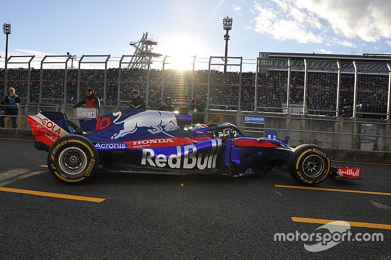 ”10年ぶり”最新F1マシンがもてぎを走行。トロロッソ・ホンダの咆哮響く
