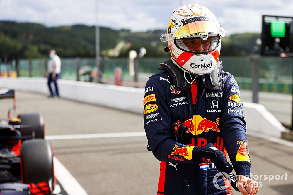 Tercero Max Verstappen, Red Bull Racing en Parc Ferme 