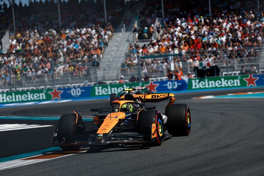 Lando Norris, McLaren MCL38 