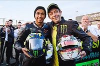 Hamilton: szomorú látni, hogy Rossi visszavonul a MotoGP-ből