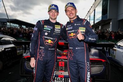 Como Verstappen escolhe pilotos de simuladores para entrar no automobilismo real