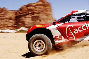 Extreme E: m&aacute;s dif&iacute;cil todav&iacute;a para Sainz y Laia Sanz