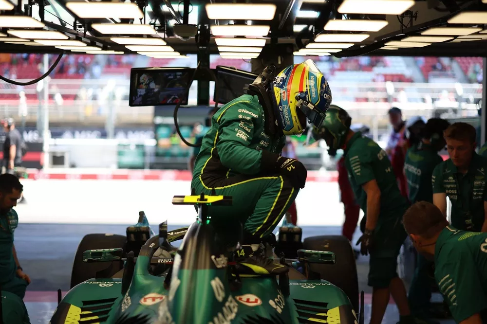 Fernando Alonso, Aston Martin Racing