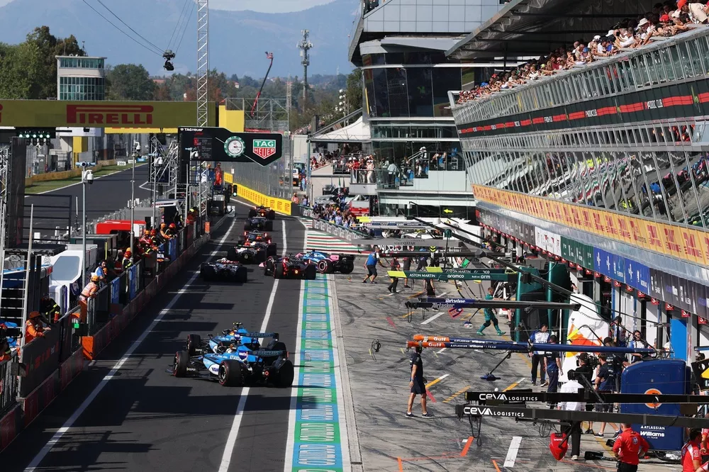 Alexander Albon, Williams, Carlos Sainz, Williams