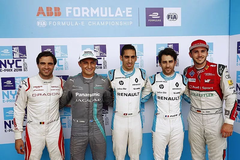 J&eacute;r&ocirc;me d'Ambrosio, Dragon Racing, Mitch Evans, Jaguar Racing, S&eacute;bastien Buemi, Renault e.Dams, Nicolas Prost, Renault e.Dams, Daniel Abt, Audi Sport ABT Schaeffler, celebra con el premio Pole Position despu&eacute;s de la calificaci&oacute;n