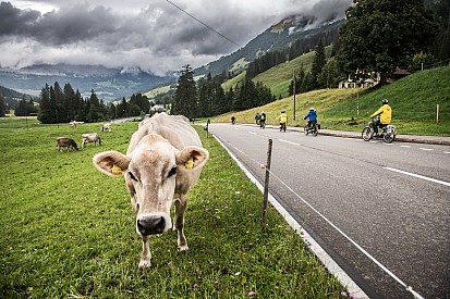 Vidéo, Motorsport.com Suisse au Red Bull Alpenbrevet 2018