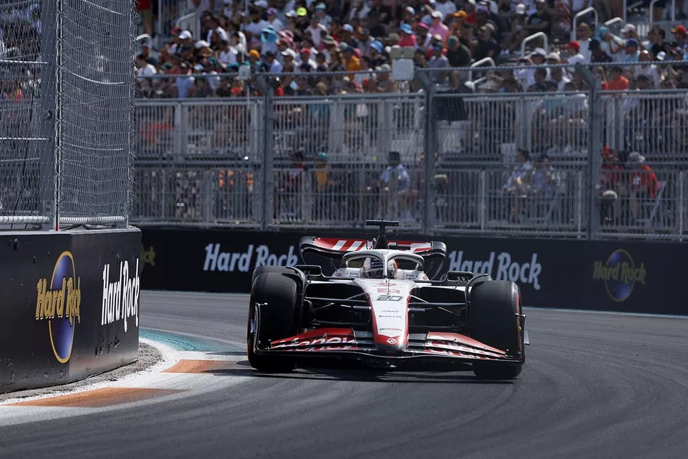 Kevin Magnussen, Haas VF-23