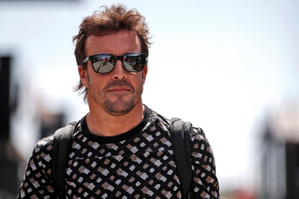 Fernando Alonso, Aston Martin