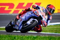 Marc y Alex Márquez lideran un primer día de locura en Phillip Island