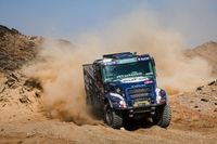 Mitchel van den Brink se impuso en el pr&oacute;logo de camiones del Dakar 2026