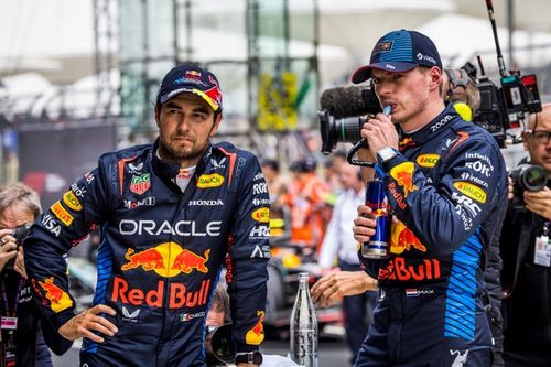 Verstappen critica el "duro" trato hacia Pérez: "No es un idiota"