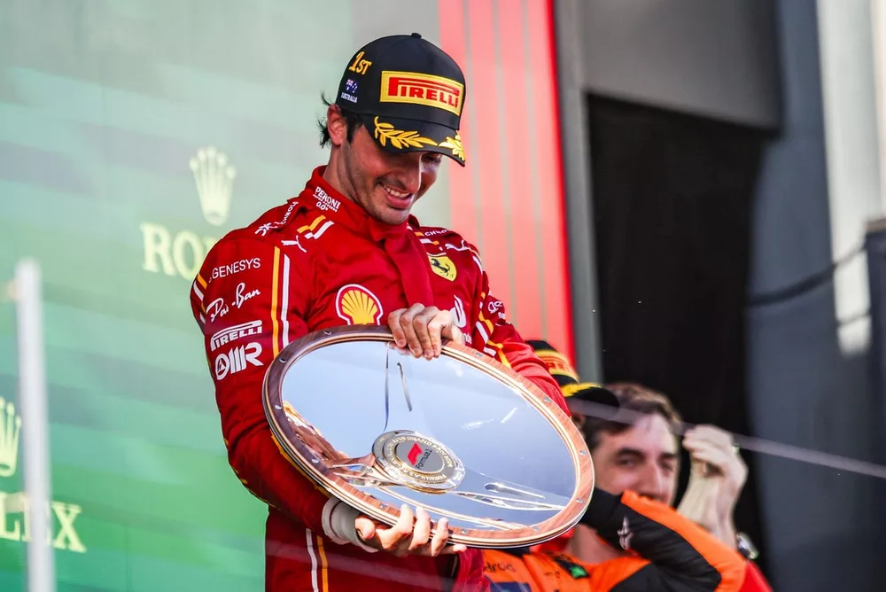 Podium: Race winner Carlos Sainz, Ferrari