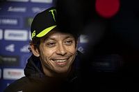 Rossi cita Cristiano Ronaldo e Ibra para elogiar “olho bom” do coronavírus