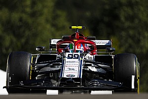 Giovinazzi sale del fondo de la parrilla en Spa
