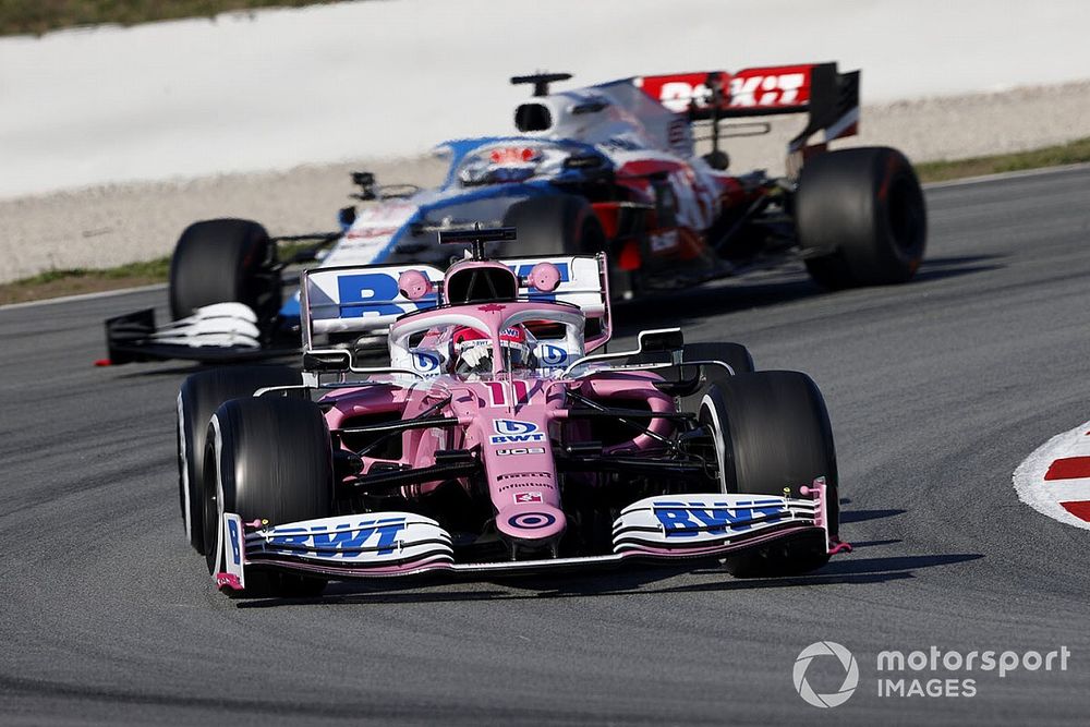 Sergio Perez, Racing Point RP20 y George Russell, Williams FW43 
