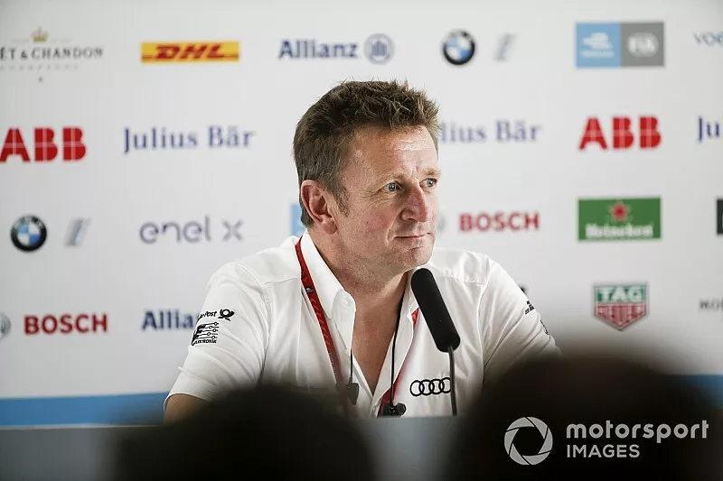 Allan McNish, Team Principal, Audi Sport Abt Schaeffler in conferenza stampa