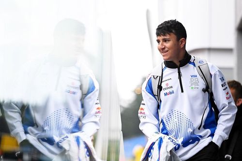 Hadjar bromea sobre Mekies en Red Bull: "Podría ser útil en el futuro"