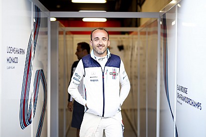 Kubica 70 százalékban a bal kezét használja a vezetéshez