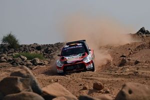 Alejandro Cachón y Borja Rozada, con vértebras rotas tras un accidente en Arabia