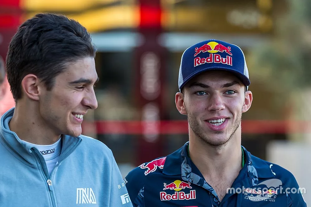 (L to R): Esteban Ocon, Manor Racing with Pierre Gasly, Red Bull Racing Third Driver