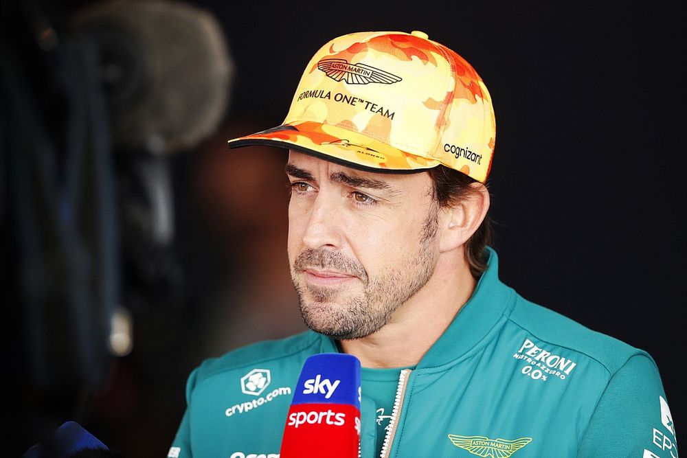 Fernando Alonso, Aston Martin F1 Team speaks to broadcasters