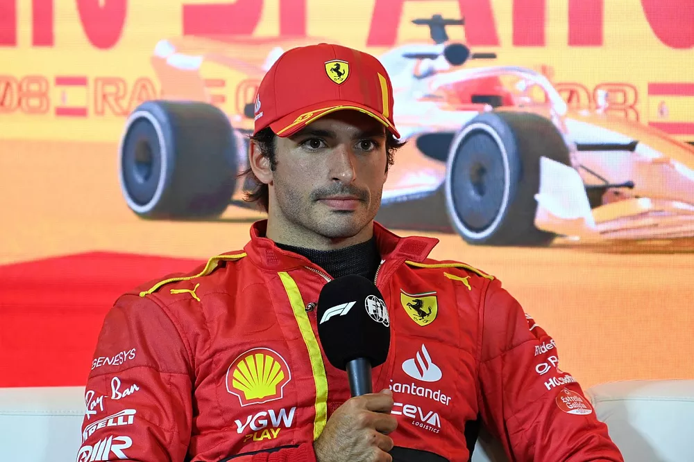 Carlos Sainz, Scuderia Ferrari, in the post Qualifying Press Conference