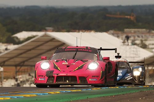 Decepci&oacute;n de las 'Damas de Hierro' tras perder el podio en Le Mans