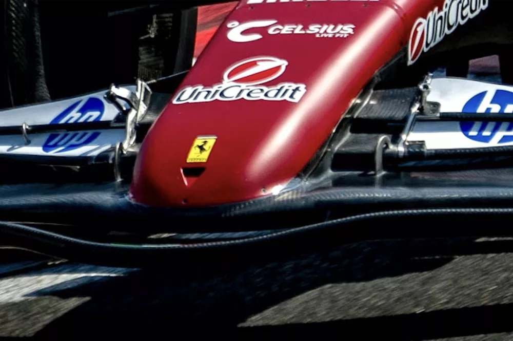 Ala mobile Ferrari, test Pirelli a FIorano