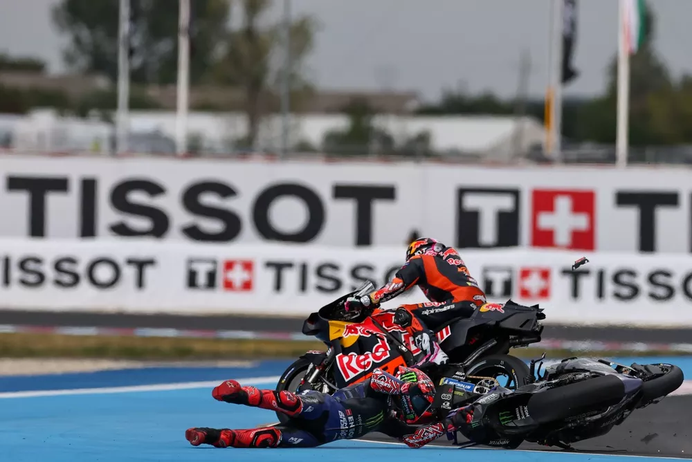 Fabio Quartararo, Yamaha Factory Racing, Enea Bastianini, Red Bull KTM Tech 3