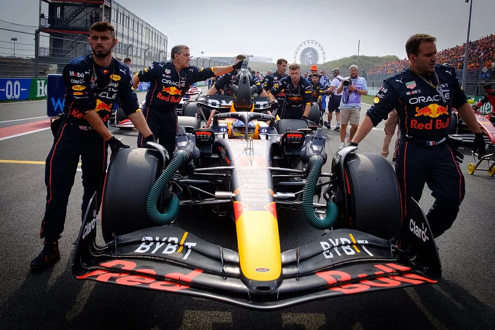Sergio Perez, Red Bull Racing RB18