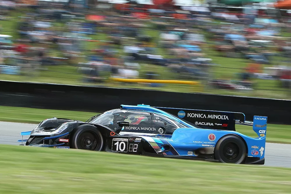 #10 Wayne Taylor Racing Acura ARX-05 Acura DPi: Ricky Taylor, Filipe Albuquerque