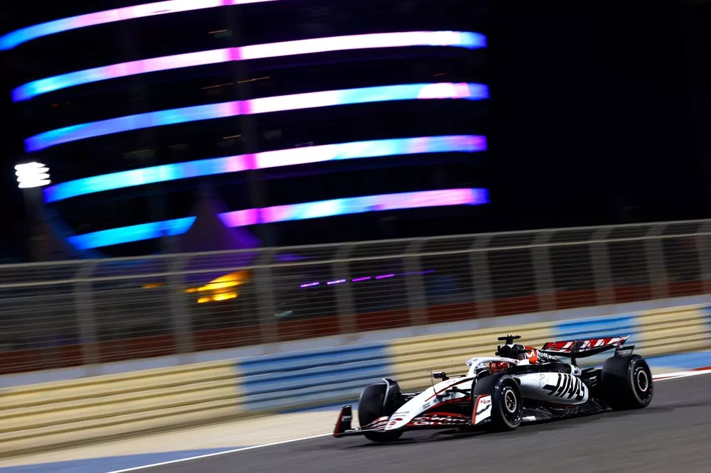 Esteban Ocon, Haas F1 Team VF-25