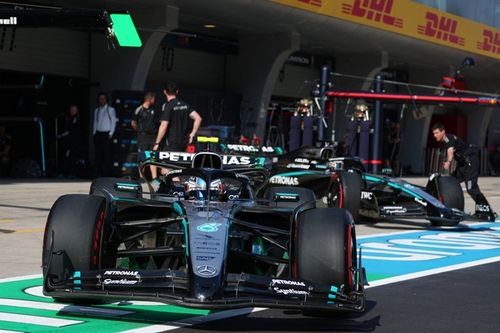 Niepewność Mercedesa