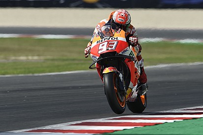 Misano, Warm-Up: Marquez tiene a bada le Ducati, più indietro le Yamaha