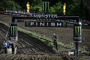 Desalle y Jonass se lucen en el embarrado GP de Rusia de MXGP