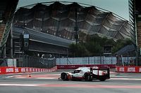 Porsche repite el doblete en los segundos libres en México